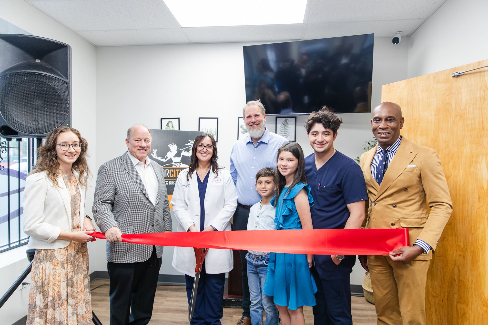 Motor City Match winner Medicina Scarlett opens in southwest Detroit, boosting local healthcare access for residents